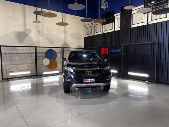 FIAT TITANO 2.2 TURBO DIESEL VOLCANO 4X4 AT6 FIAT TITANO 2.2 TURBO DIESEL VOLCANO 4X4 AT6